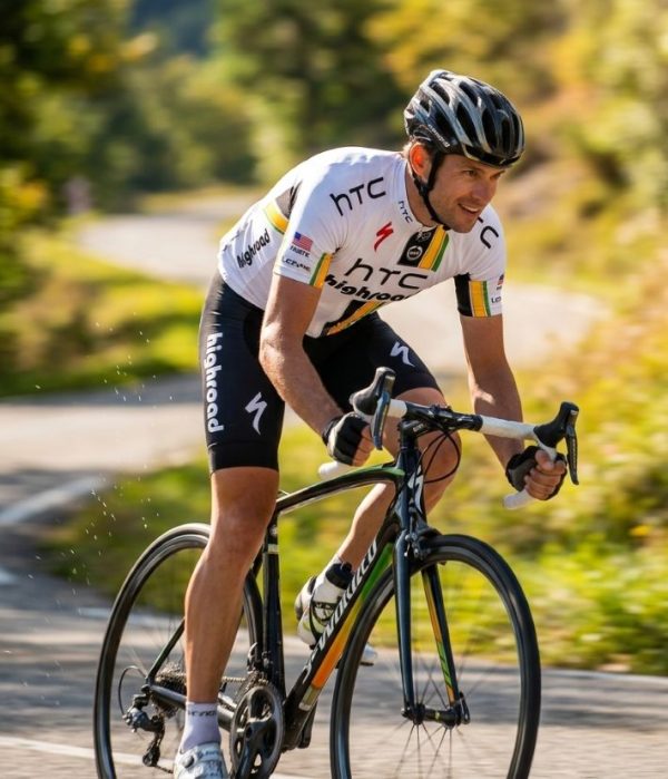 HTC- High Road retro cycling jersey 2011 - Pulling Turns